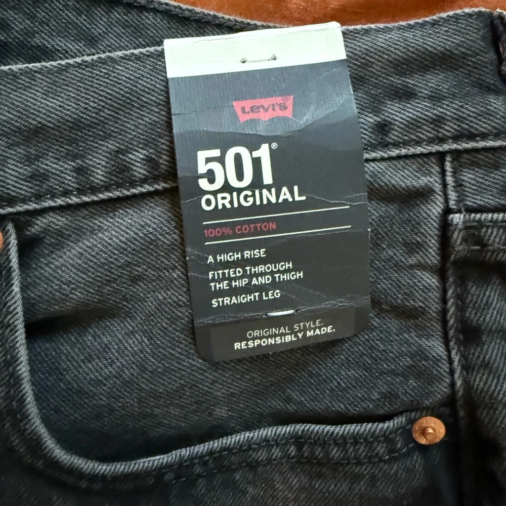 NWT Levi’s 501® Original Fit Women's Jeans - Picture 6 of 7